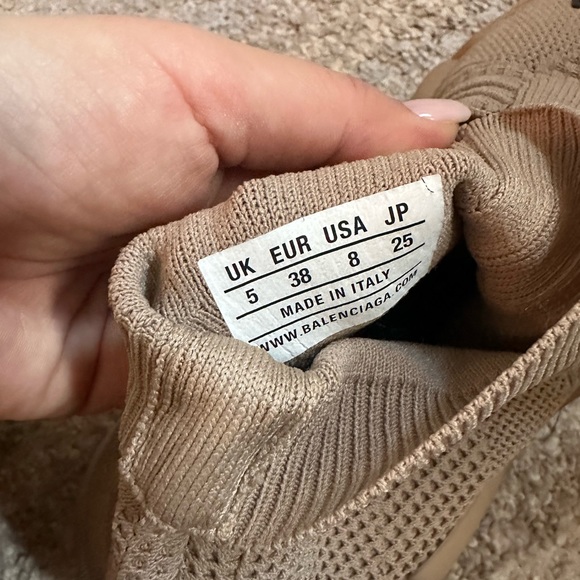 Balenciaga - Speed 2.0 Lace Up - Picture 2 of 6
